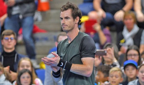 Andy Murray Cruises Into European Open Quarter-Finals