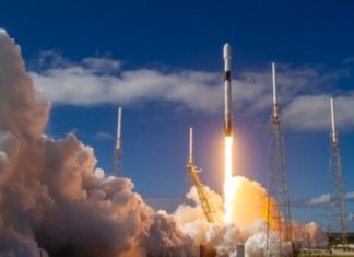 SpaceX Just Launched a New Fleet of Its Controversial Starlink Satellites