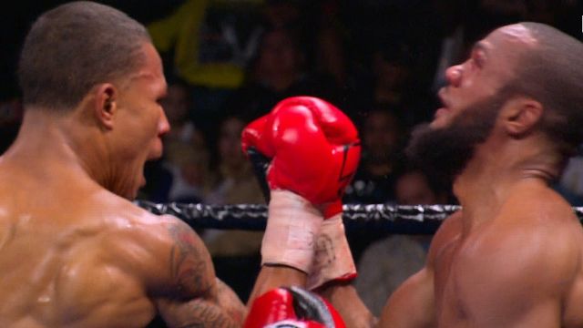 Jeison Rosario stuns Julian Williams to become unified champion