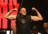 Deontay Wilder, Tyson Fury Bulk Up For Heavyweight Showdown