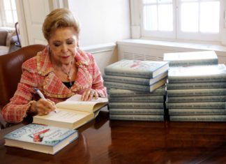 Mary Higgins Clark, bestselling author of suspense novels, dead at 92