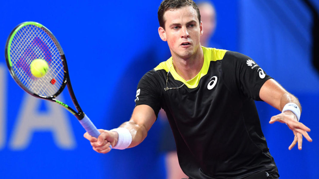 In-Form Pospisil Takes Out Medvedev In Rotterdam