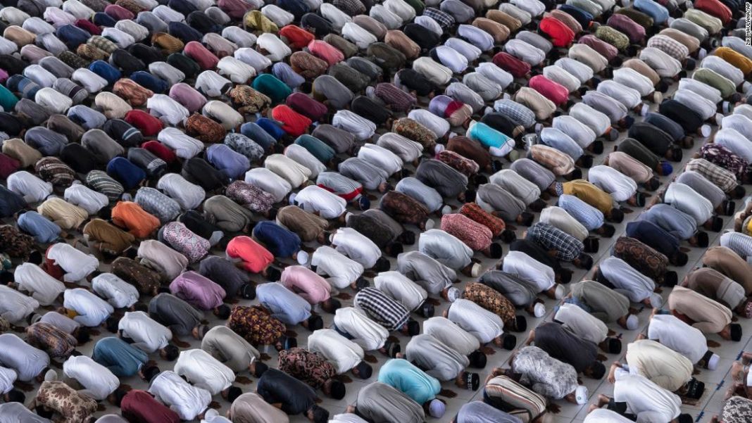 Indonesia has the world's biggest Muslim population. It just banned holiday travel over Ramadan