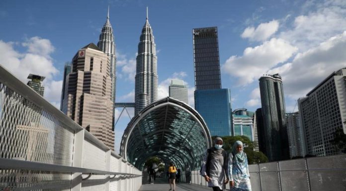 Malaysian government apologizes after advising wives to avoid 'nagging' during coronavirus lockdown