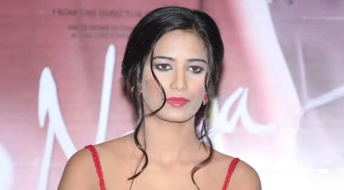 Poonam Pandey caught red handed, Police seizes her car