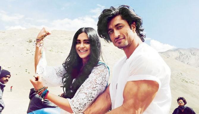 Here's Adah Sharma's Reaction to Vidyut Jammwal's 'Not Just Friends' Comment
