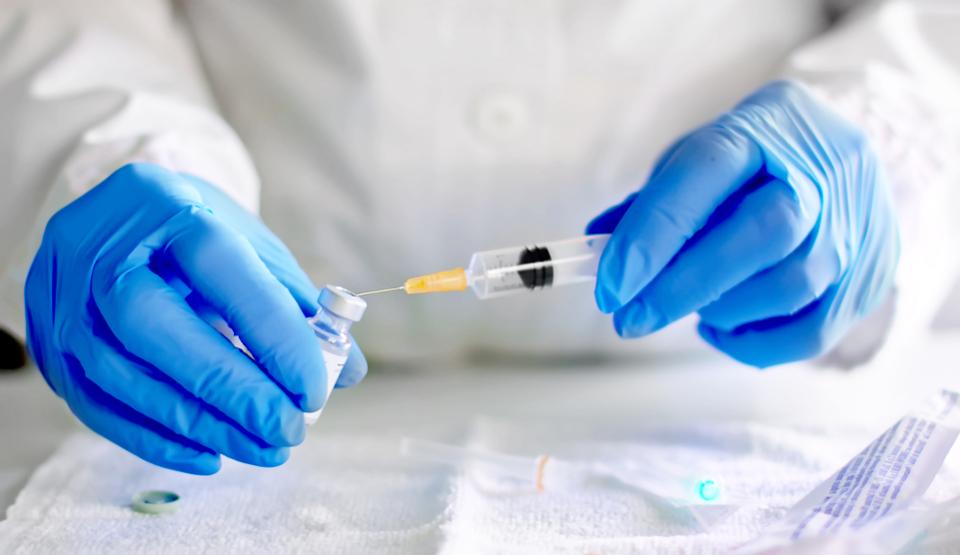 Coronavirus: Russian hackers target Covid-19 vaccine research