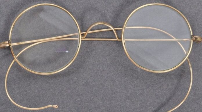 Gandhi's glasses left in letterbox sell for £260k