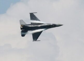 U.S. Formalizes F-16 Jet Sale to Taiwan With China Tensions High