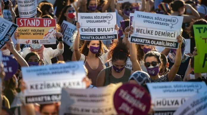 Thousands rally in Turkey to demand end of violence against women