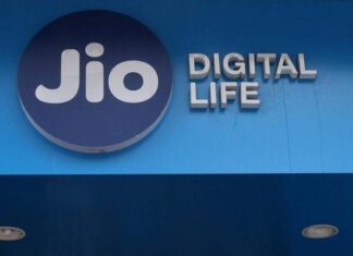 Jio-RCom spectrum sharing deal not connected with AGR liability: Sources