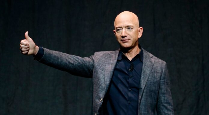 Jeff Bezos is now worth a whopping $200 billion