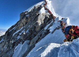 Mount Everest reopens to tourists despite COVID-19 spike