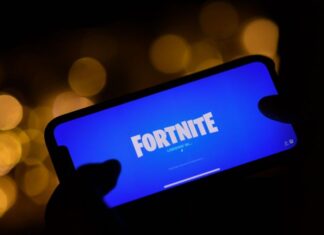 'Fortnite' app removal threatens social lifeline for young gamers
