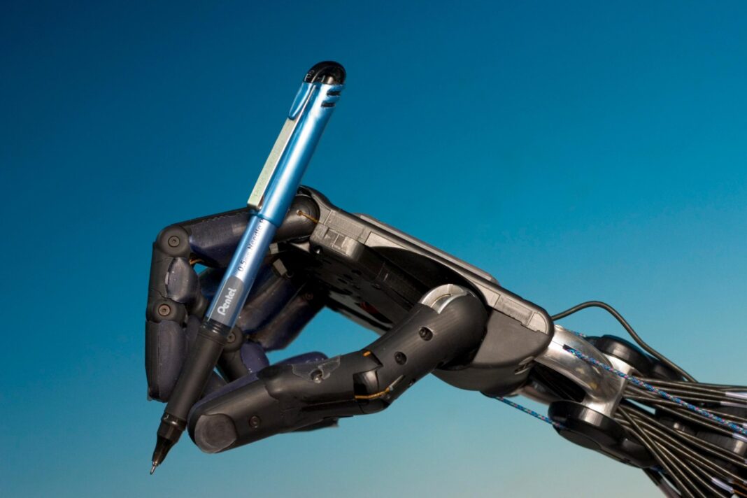 Shadow Robot: AI Algorithms Bring Robot Hands One Step Closer to Human