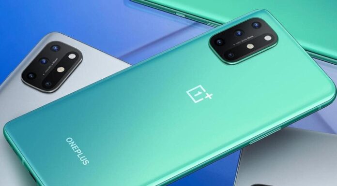 OnePlus 8T Now Starts at Rs. 38,999 After Price Cut Making It Cheaper Than OnePlus 9R